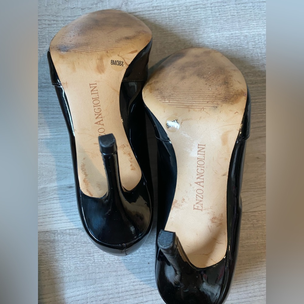 ENZO ANGIOLINI EN-Deslia Crossover Design Asymmetrical Peep Toe Pumps. Size 8M. - Picture 3 of 5